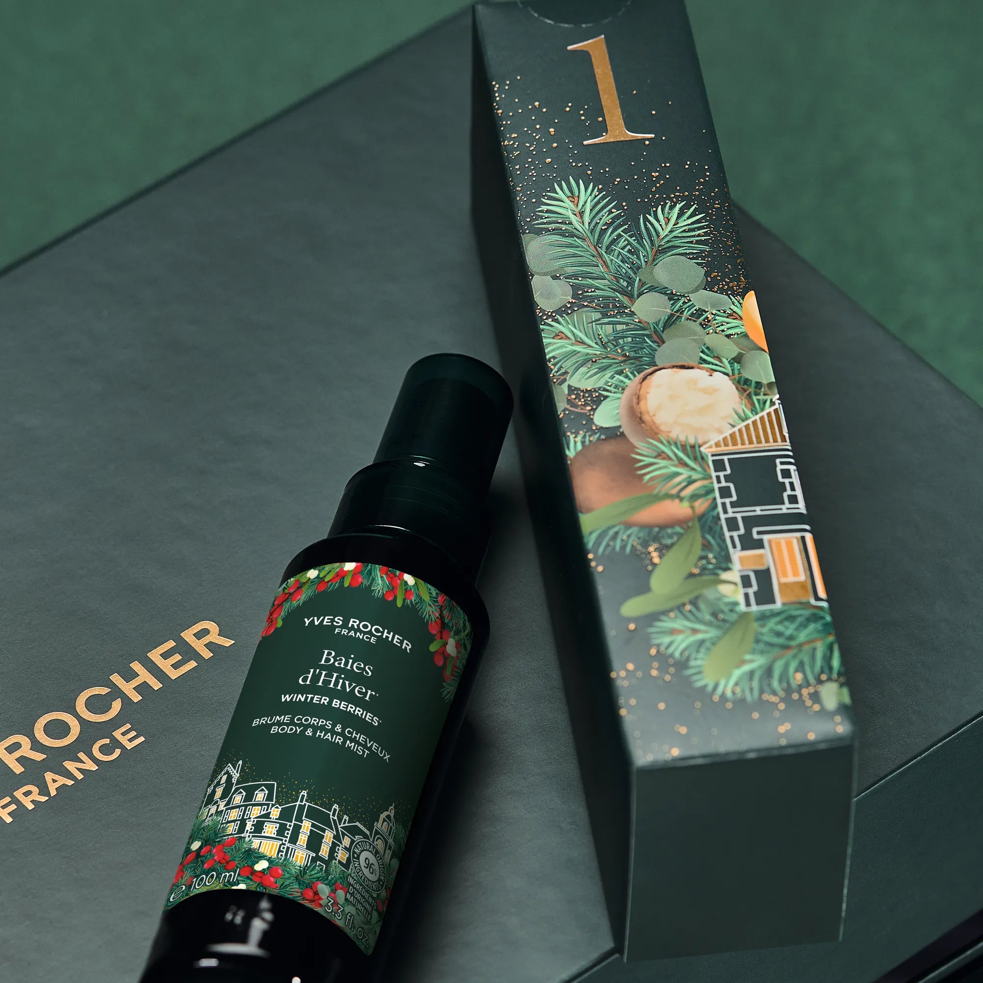 Body & Hair Mist Winter Berries Spray bottle